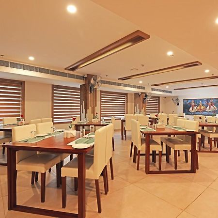 Krishnavalsam Regency Otel Guruvāyūr Dış mekan fotoğraf