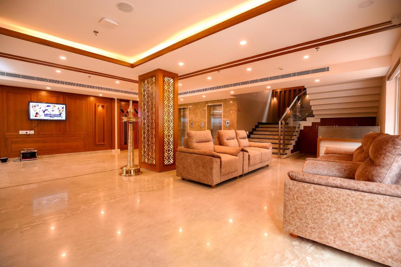 Krishnavalsam Regency Otel Guruvāyūr Dış mekan fotoğraf
