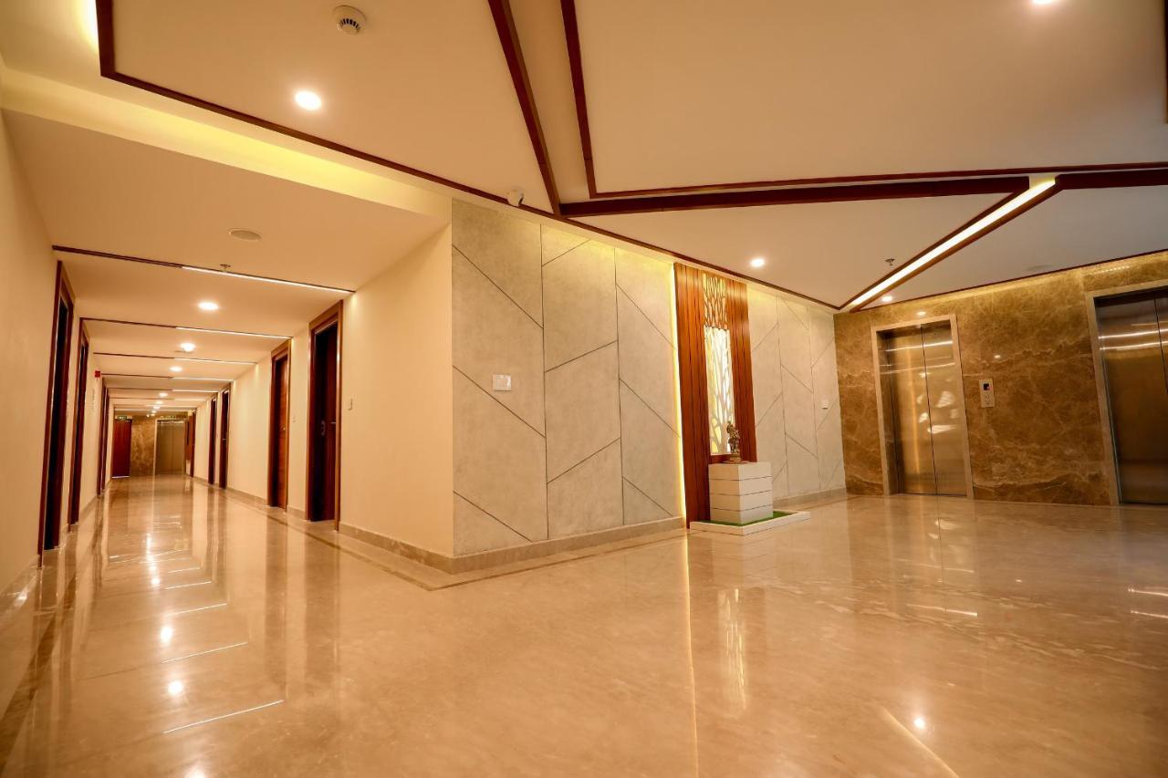 Krishnavalsam Regency Otel Guruvāyūr Dış mekan fotoğraf