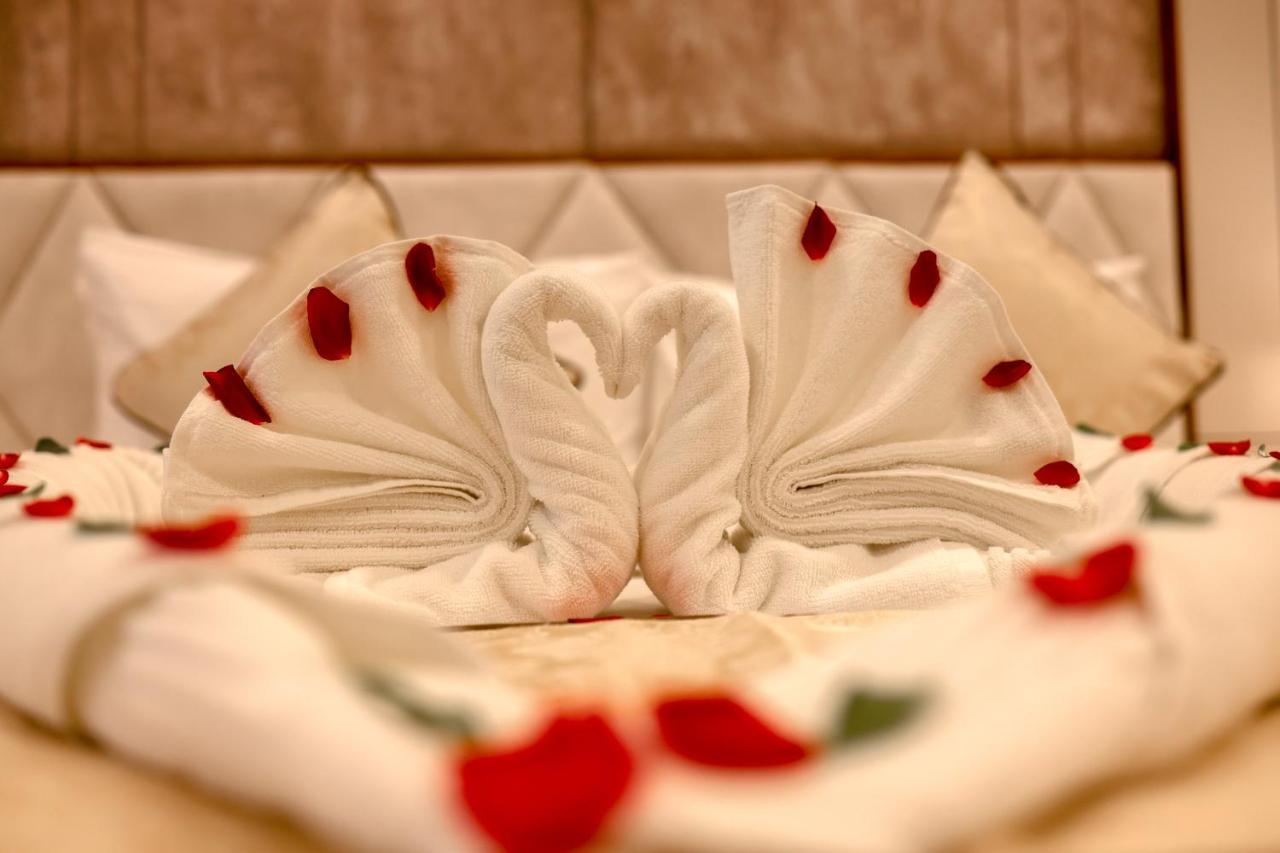 Krishnavalsam Regency Otel Guruvāyūr Dış mekan fotoğraf