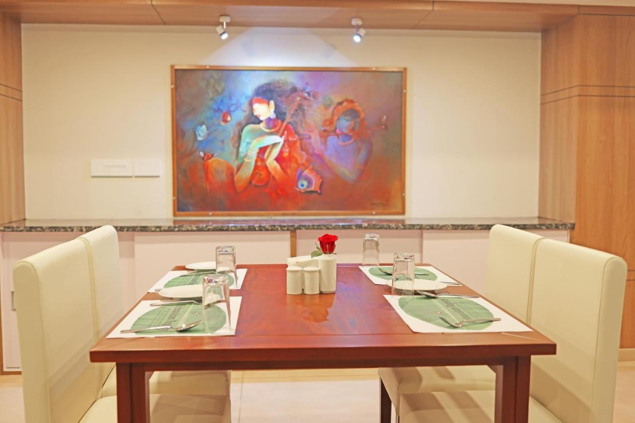 Krishnavalsam Regency Otel Guruvāyūr Dış mekan fotoğraf